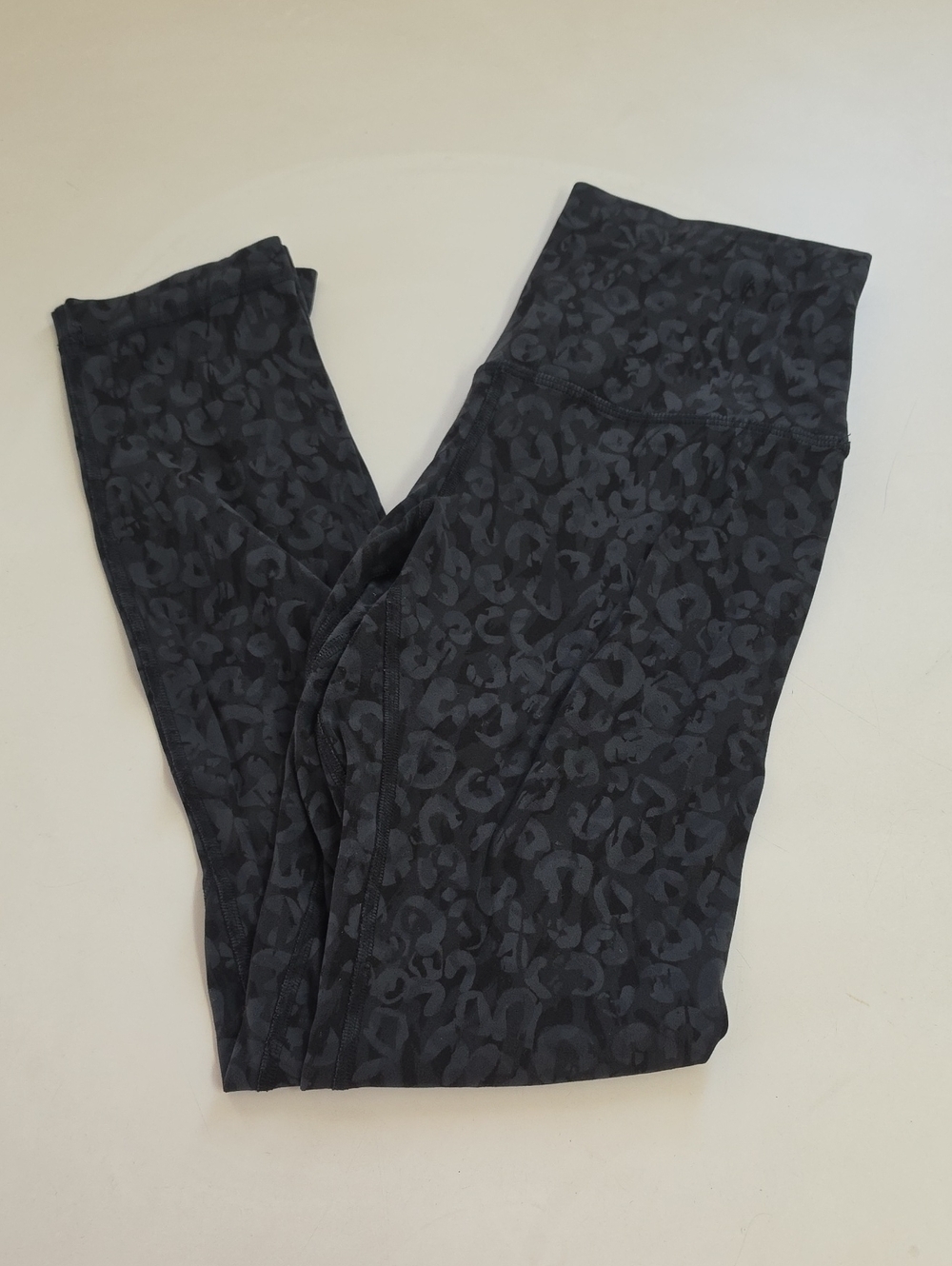 Lululemon In Movement Gray Camo Camouflage Mid Rise Crop Tight Leggings Pants